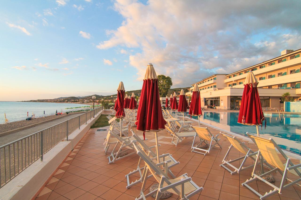 Hotel Club Esse Costa Dello Jonio Mandatoriccio Marina Exterior foto